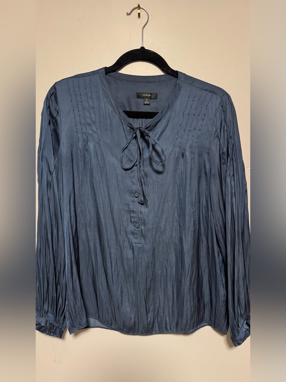 J.Crew Women's Blue Satin Tie-Neck Blouse Small